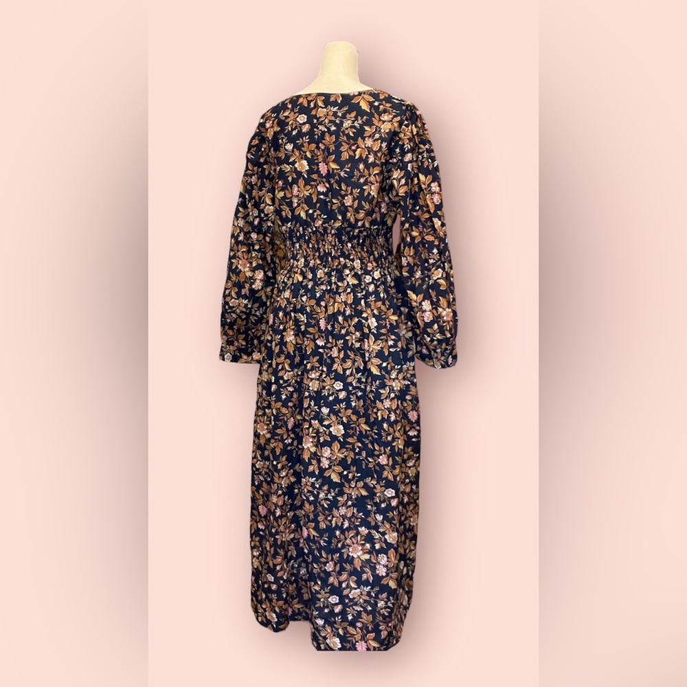 Mille Dress - Picture 2 of 3